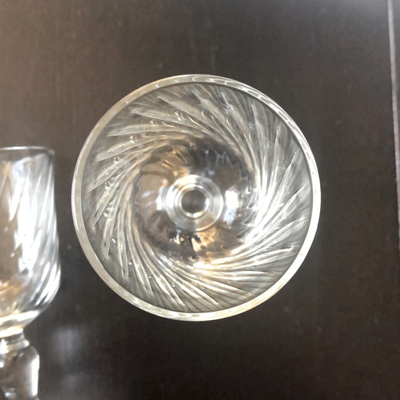 Vintage Mini Wine Aperitif Glass - set of 2. - Picture 6 of 10